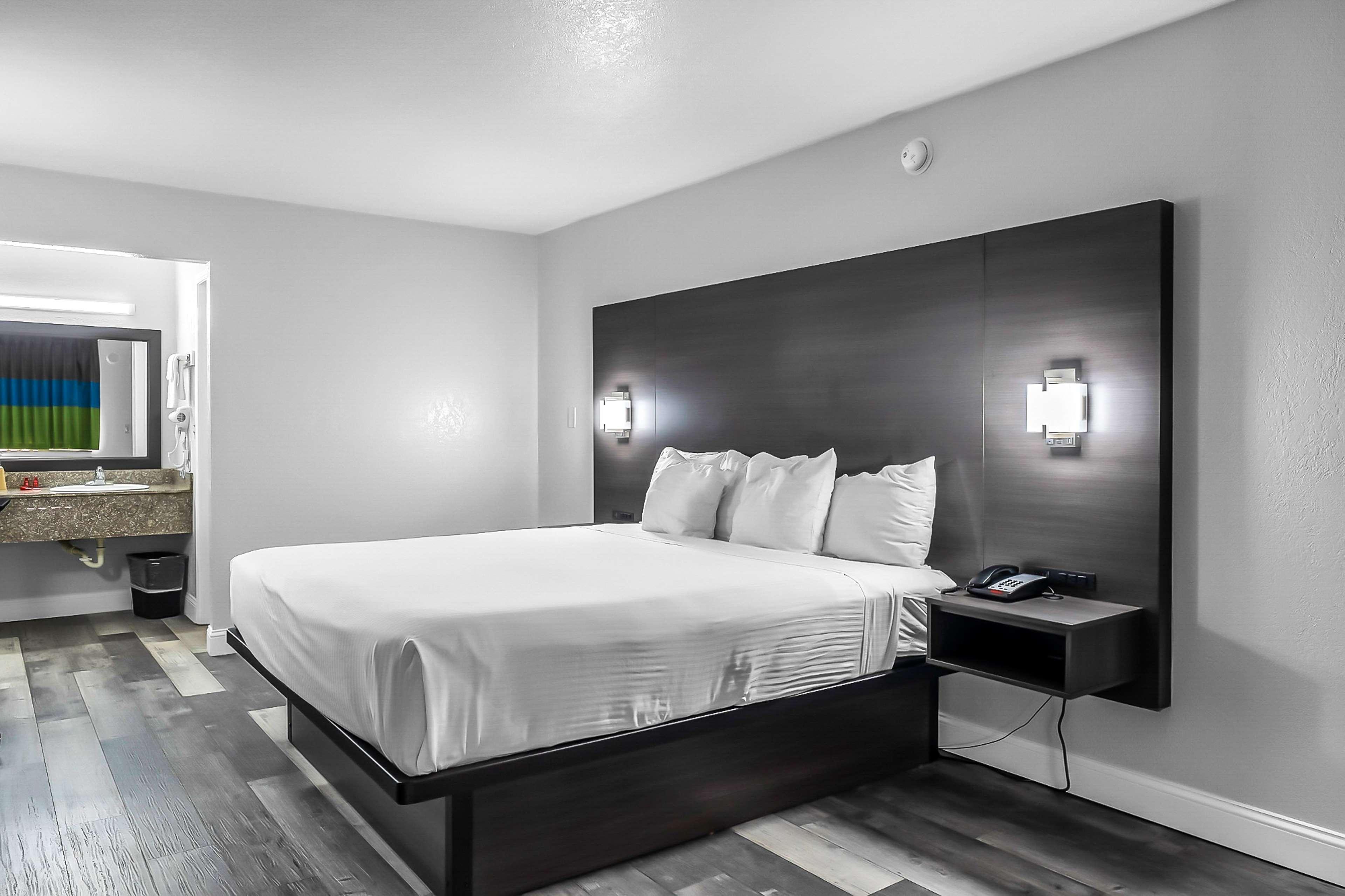 Surestay Hotel By Best Western Oklahoma City West Exterior foto